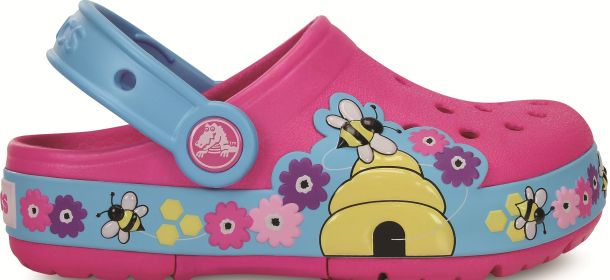 Crocs: la collezione back-to-school è all'insegna del divertimento