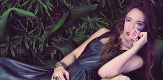 Aurora Ramazzotti: esordio da modella con gli "abiti di famiglia" [FOTO]