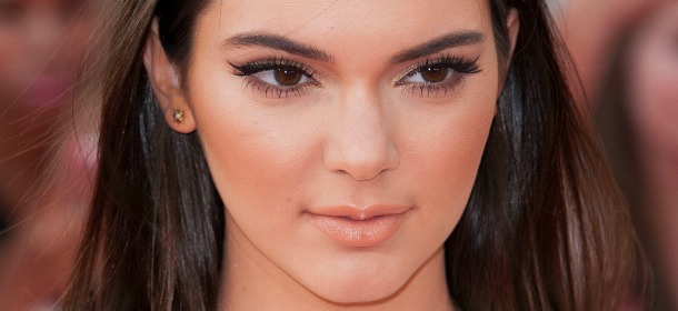 Kendall Jenner vittima di bullismo: la sorellastra di Kim Kardashian insultata su Instagram