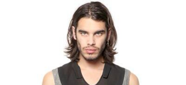 Stefano Sala: il concorrente di Notti sul ghiaccio è modello, cantante rock e papà