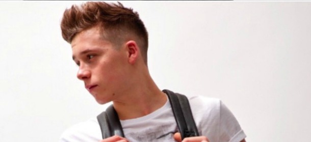 Brooklyn Beckham per Reserved: gli scatti del figlio di Victoria e David