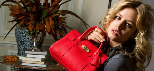 Georgia May Jagger per Mulberry: la figlia di Mick interpreta una primavera vintage [FOTO]
