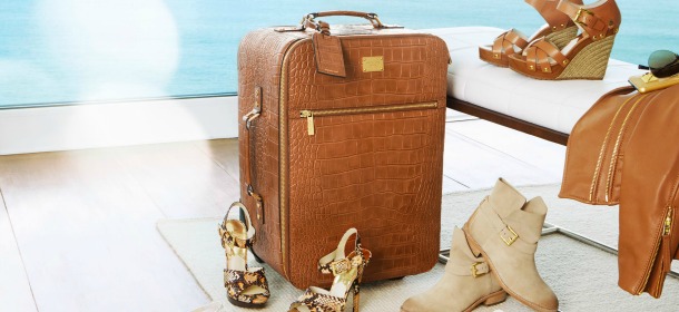 Michael Kors Jet Set 6: nel trolley sei paia di scarpe [VIDEO]