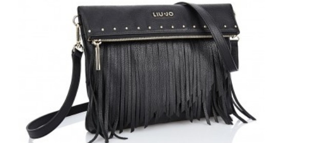 Borse Liu Jo, la nuova collezione: shopper traforate e tracolline con frange retrò