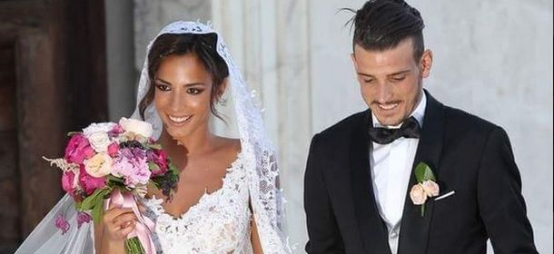 Alessandro Florenzi si è sposato: papillon, capello gelatinato e fiore all'occhiello