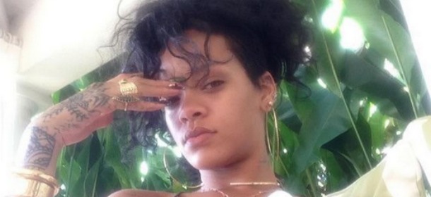 Rihanna lancia una linea di tatuaggi temporanei con Jacquie Aiche
