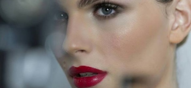 Andreja Pejic, prima modella transgender testimonial di un brand di cosmetici