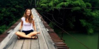 Blake Lively lascia il biondo per il bronde: ai fans non piace?