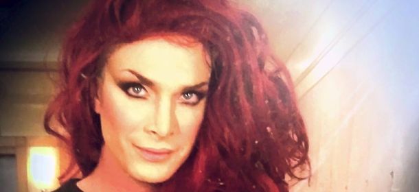 Daniel Decò, dalla tv alle passerelle: la drag queen è "maestra" di classe