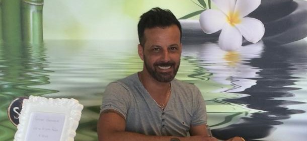 Kikò Nalli per le sorelle Kardashian: il marito di Tina Cipollari testimonial del loro marchio