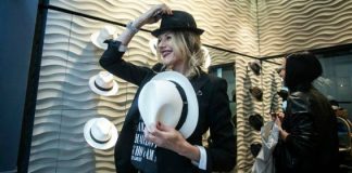 Panama e Trilby: i cappelli di paglia perfetti per la spiaggia, da usare anche in città