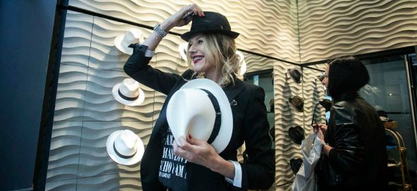 Panama e Trilby: i cappelli di paglia perfetti per la spiaggia, da usare anche in città