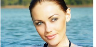 Il make up da spiaggia, consigli per un effetto naturale e a lunga durata
