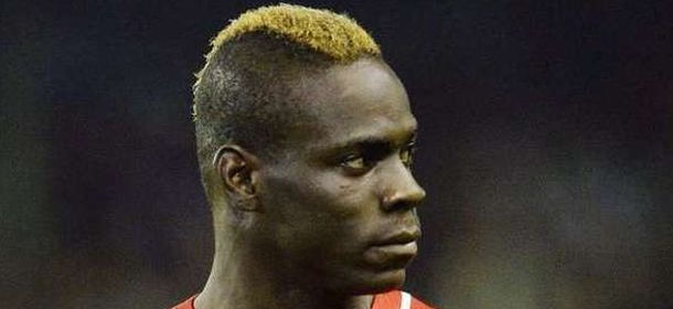 Balotelli, Puma lancia le scarpe "con la cresta" ispirate al calciatore [FOTO]