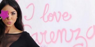 Chiara Biasi per Sarenza: Parigi è teatro di uno shooting ad alto tasso di glamour