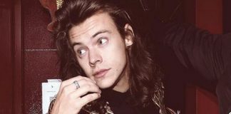 Harry Styles degli One Direction veste Gucci alla sfilata di Miu Miu [FOTO]
