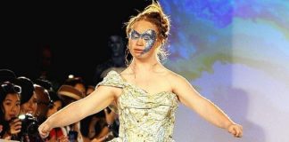 Madeline, la modella con la sindrome di Down debutta in passerella alla NYFW