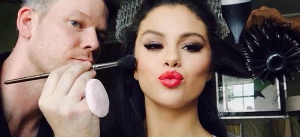 Jake Bailey, il truccatore di Selena Gomez e Katy Perry è morto suicida