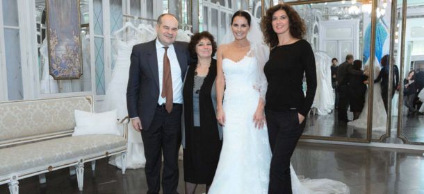 Nina Soldano ospite dell'Atelier Elvira Gramano per la scelta dell'abito da sposa