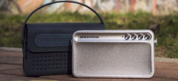 Brionvega, Wearit ts217 è il primo diffusore bluetooth a forma di borsa. La musica s'indossa