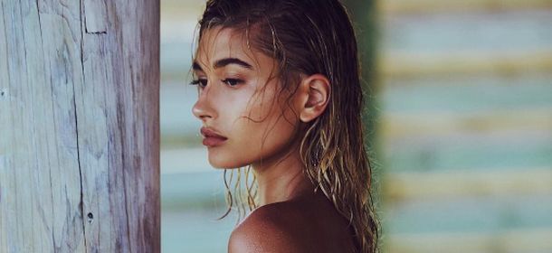 Hailey Baldwin, chi è la modella che "divide" le Beliebers