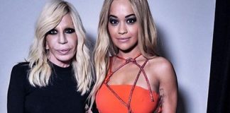Paris Fashion Week 2016, Rita Ora hot per la sfilata Atelier Versace [FOTO]