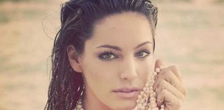 Kelly Brook tutta nuda su Instagram