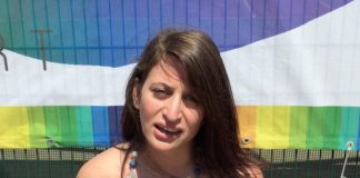 Manuela Migliaccio, Facebook censura la modella disabile “Troppo sexy” (poi si scusa)