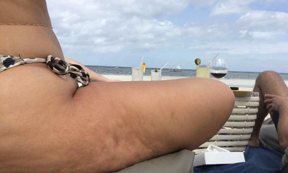 Nessuna vergogna, Ashley Graham mostra la cellulite. Tutte le foto della modella curvy