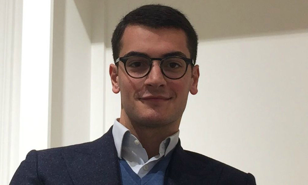 Alessandro Amirante: "La passione, la costanza e il duro lavoro sono la chiave del successo"