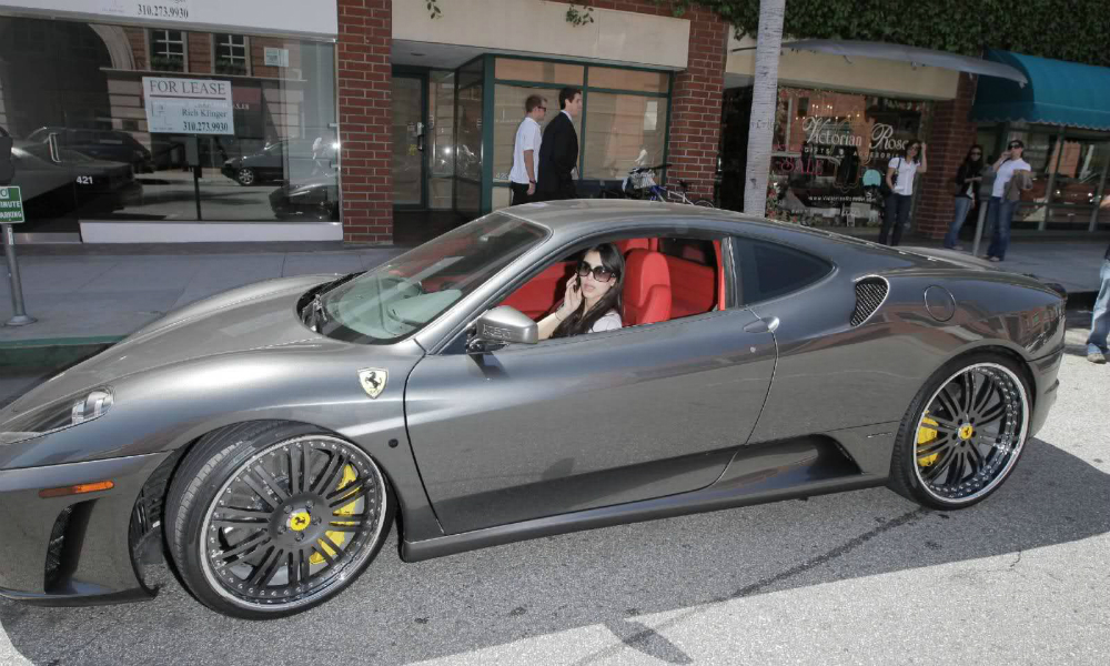 Tutte le auto di Kim Kardashian [VIDEO]