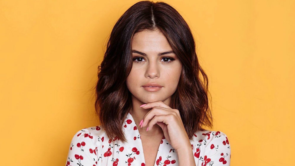 SELENA GOMEZ
