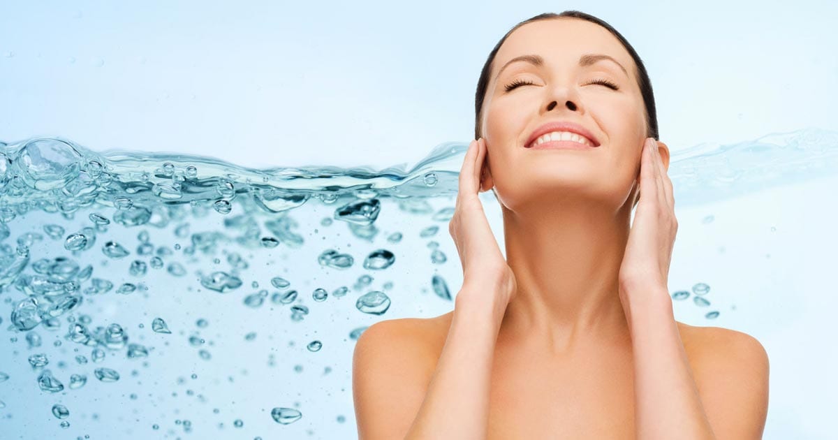 Skincare a base di acqua frizzante: le ultime dalla Corea