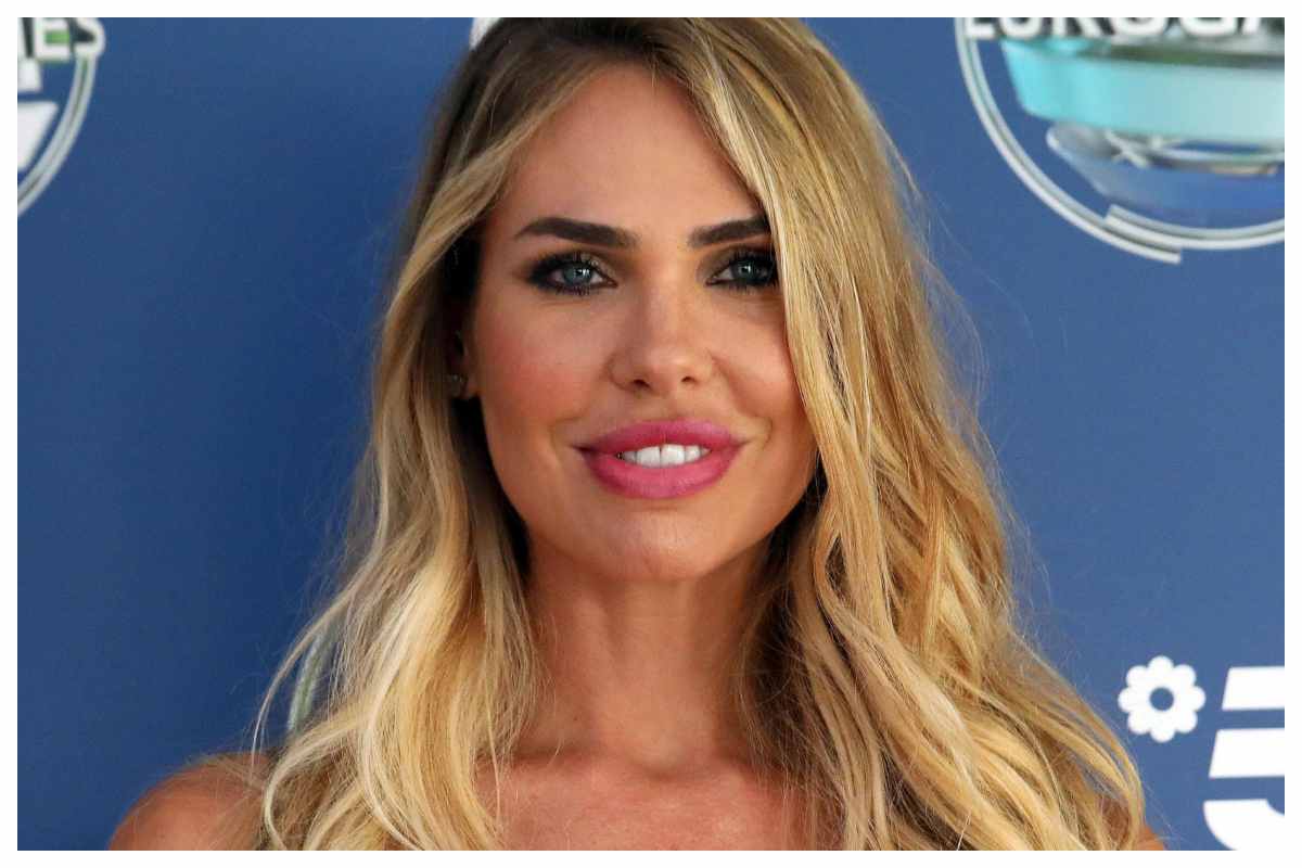 Ilary Blasi primo piano