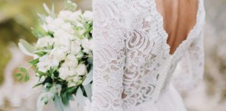 Amiche della sposa in bianco