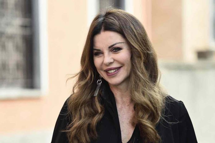 alba parietti senza trucco