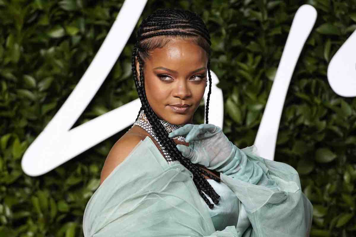 Rihanna incinta