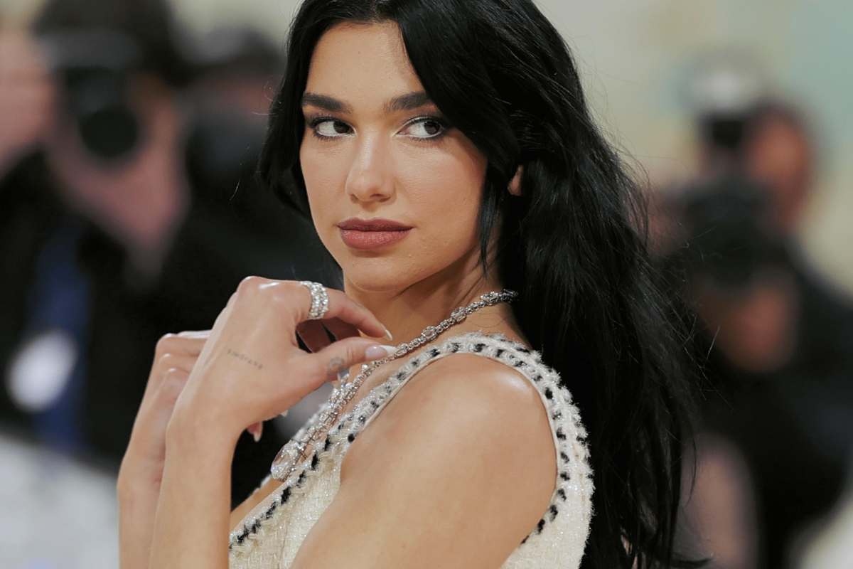 Dua Lipa abito