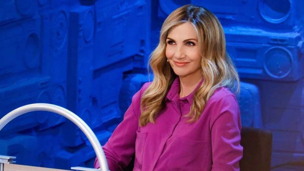 lorella cuccarini newsby