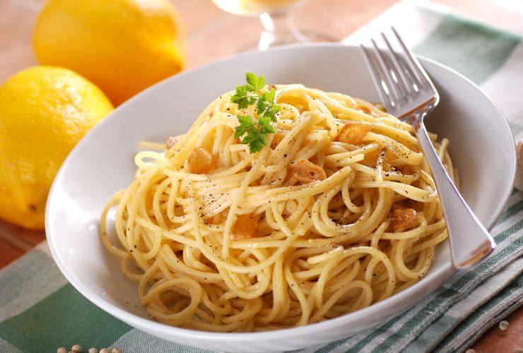 Spaghetti al limone ricetta