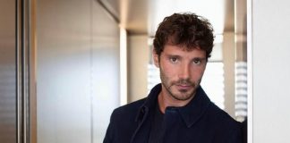 Stefano De Martino poltrona