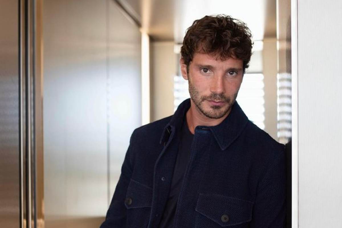 Stefano De Martino poltrona