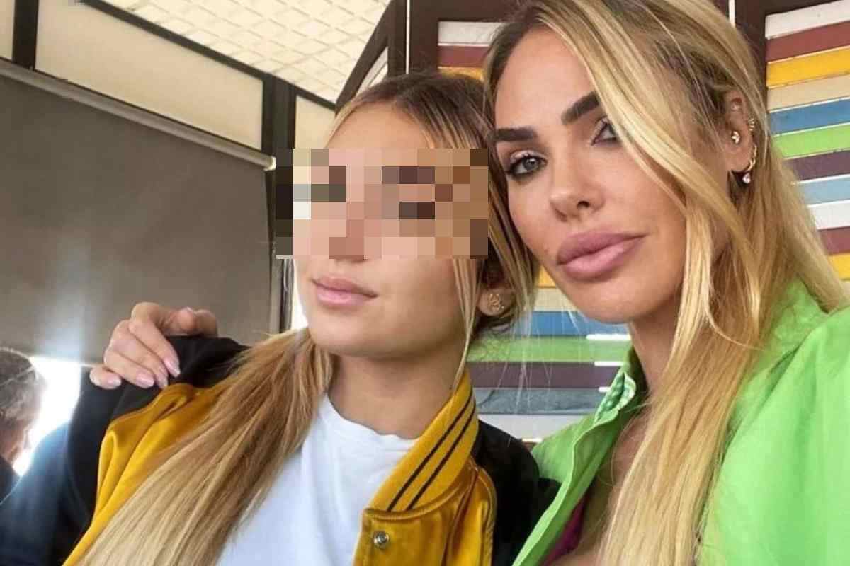 Ilary Blasi e sua figlia Chanel