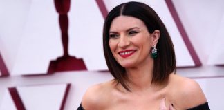 laura Pausini look