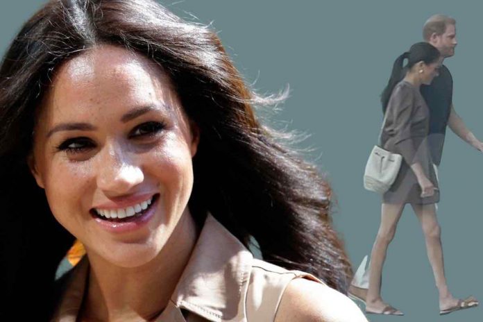 meghan markle quanto costano i sandali