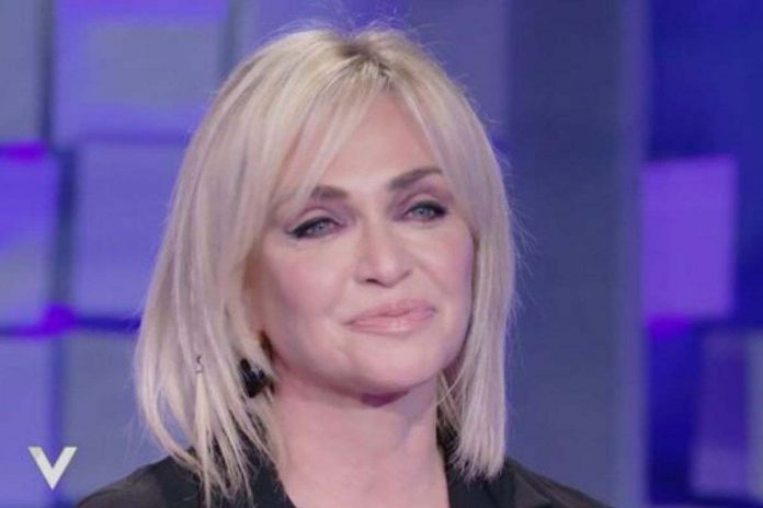 Paola Barale Verissimo Paola Barale in trasmissione