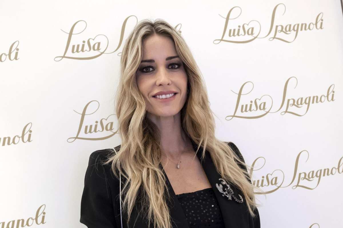 elena santarelli senza trucco foto