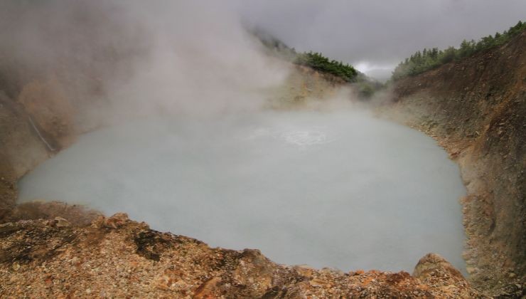 Lago bollente ai Caraibi