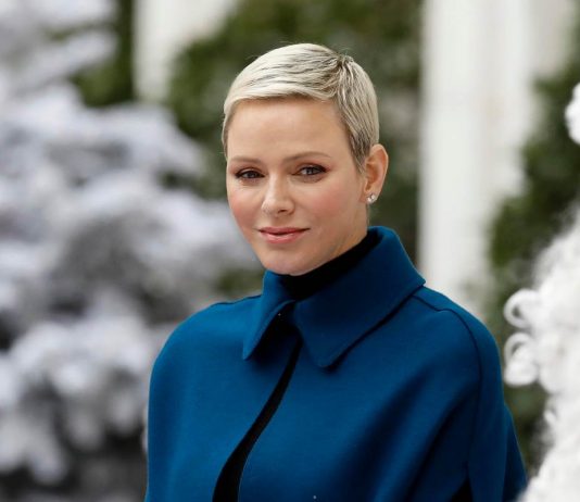 Charlene di monaco bionda