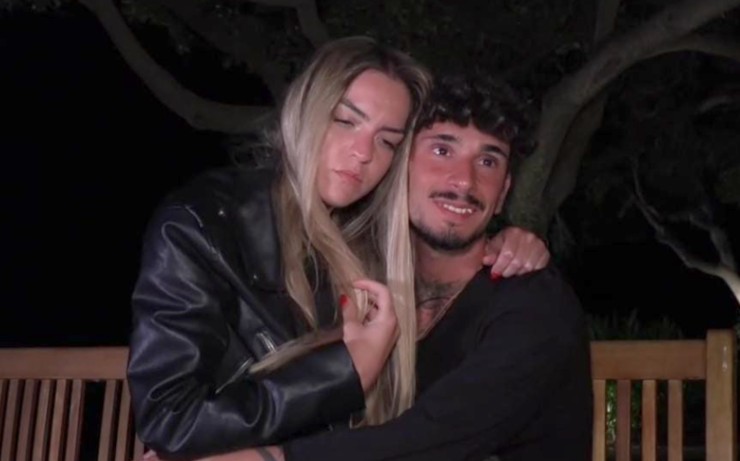 Isabella e Manuel innamoratissimi dopo il falò a Temptation Island